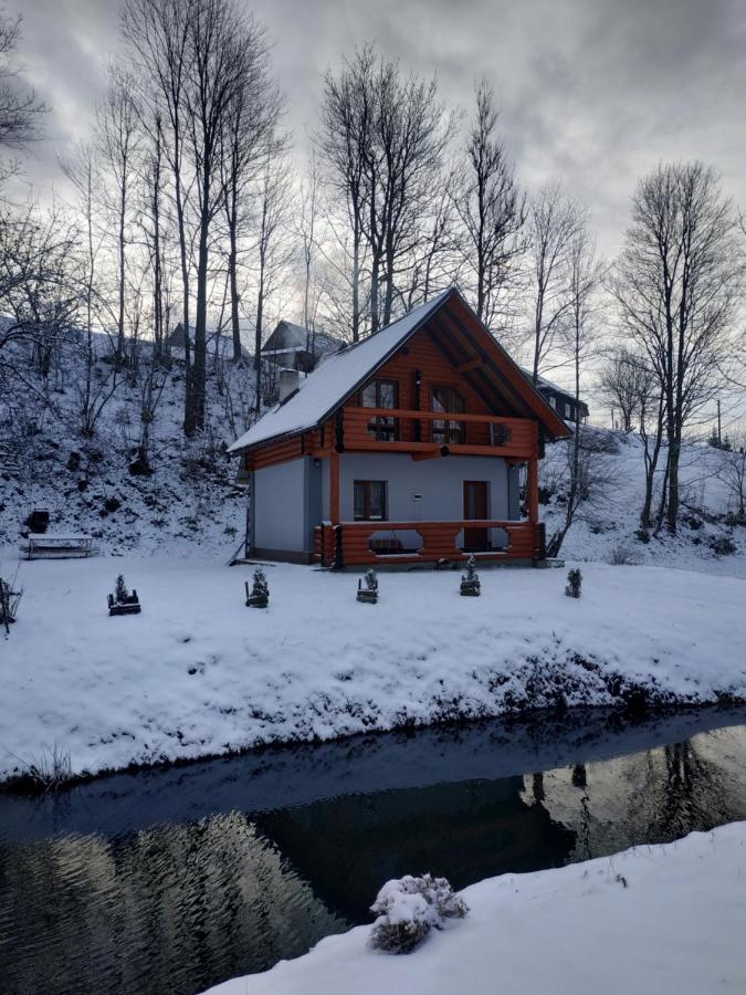 Котедж На Лузі Verkhne-Studenyy Exterior photo